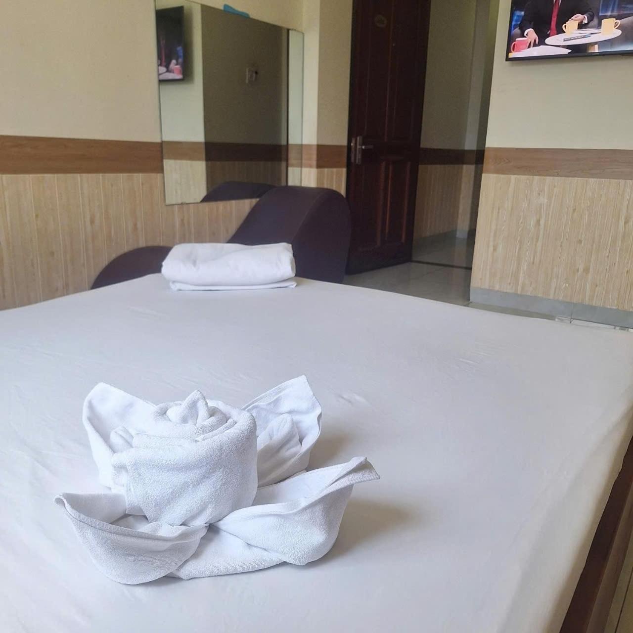 Damry Hotel Ho Şi Min Exterior foto
